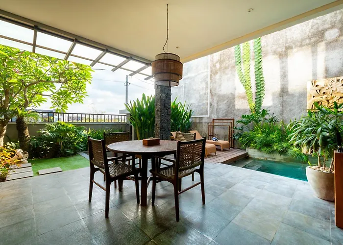 Angan-angan Villa